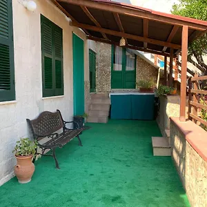 Li Vigni House Custonaci
